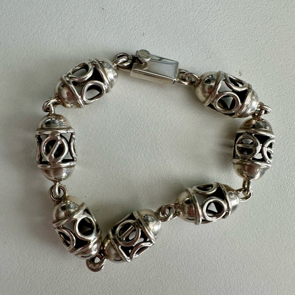 Vintage Clunky Silver Filigree Bracelet - Picture 2 of 3